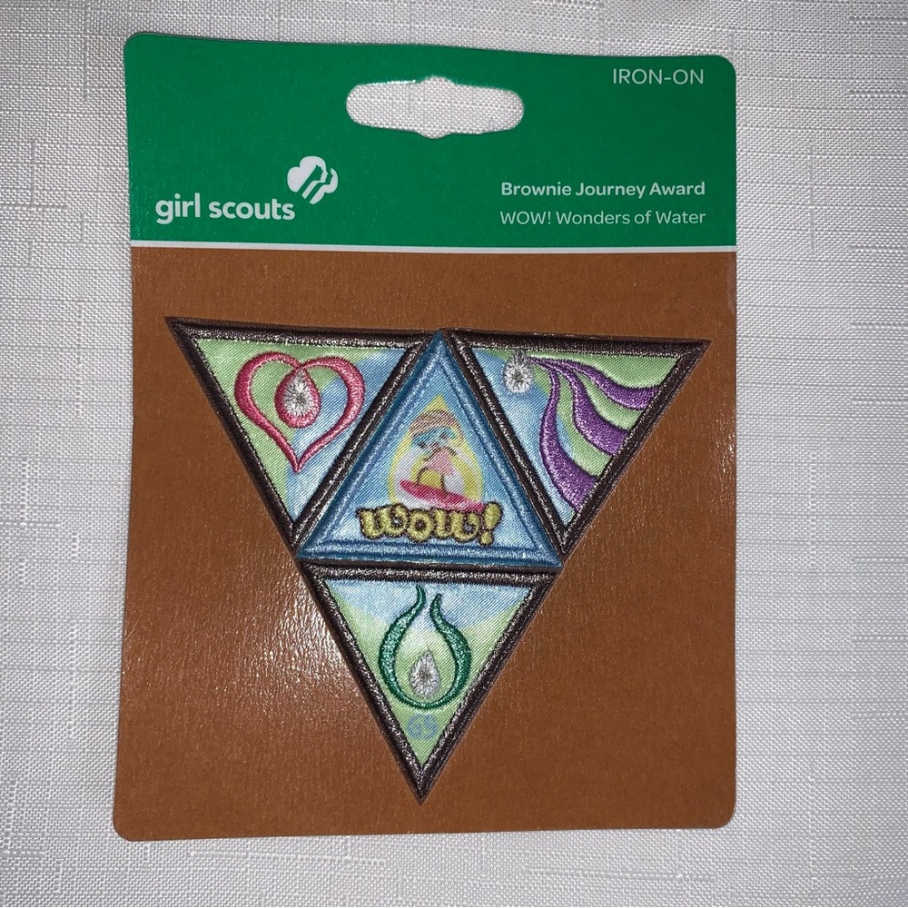 🆕 NEW Girl Scouts "Wow Wonders of Water" Iron On Patches Brownie Journey Award